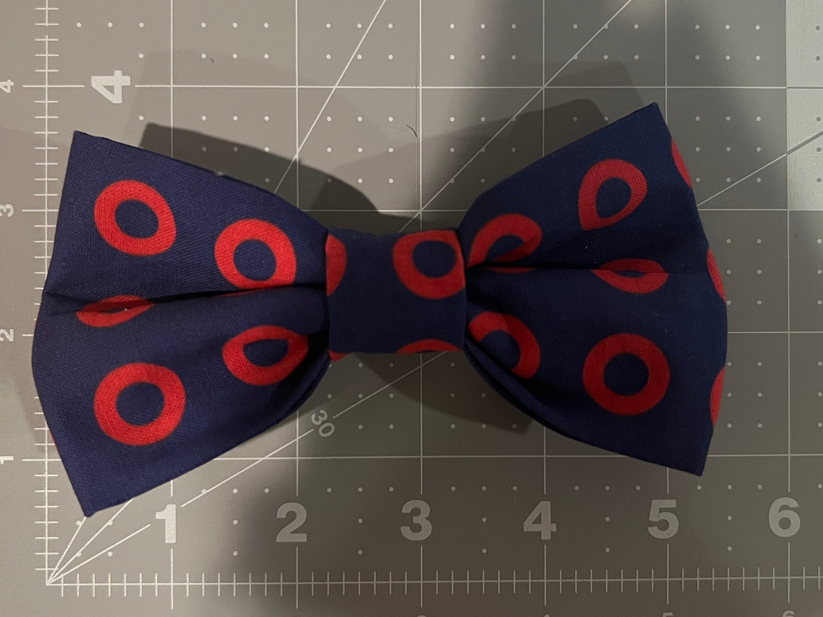 Phish Dog Bow Tie Large